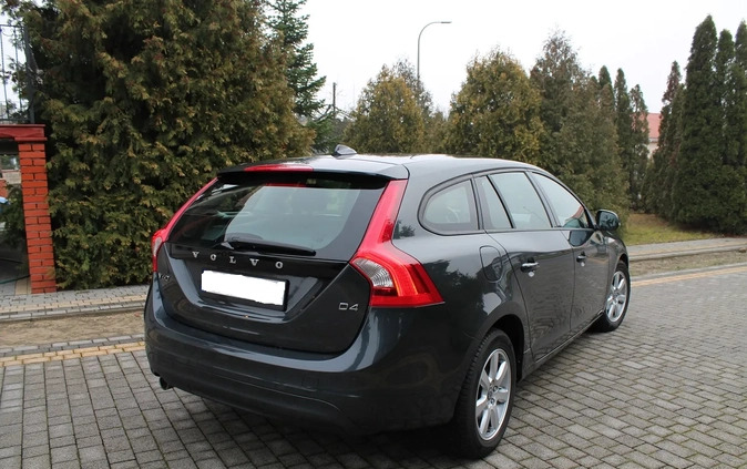 Volvo V60 cena 40999 przebieg: 220000, rok produkcji 2013 z Krajenka małe 631